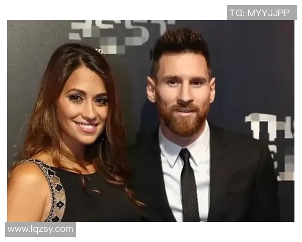 与足球明星同框合影的明星是谁 了解背后的故事和趣闻