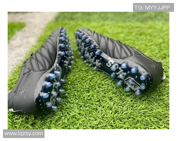 全球球星个性化足球鞋排名前十揭秘 每款鞋背后的故事与设计理念 全球球星个性化足球鞋排名前十揭秘 每款鞋背后的故事与设计理念