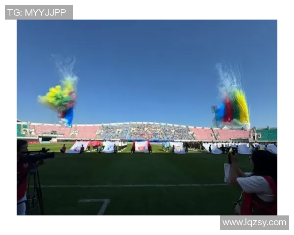 全球足球大牌球星聚焦绿茵赛场点燃无数球迷热情